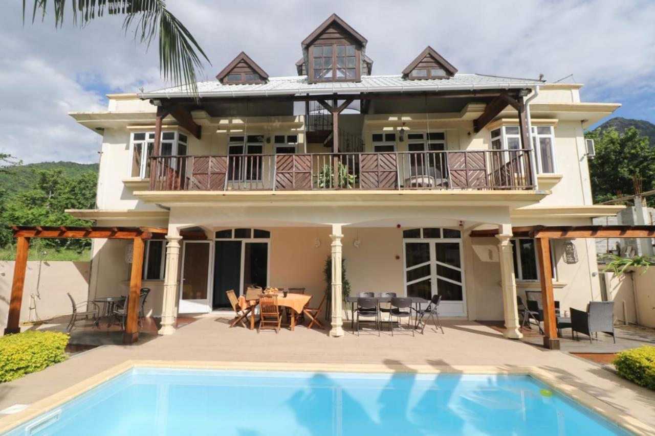 Isola Bella Luxury Villa Ла-Голет Экстерьер фото